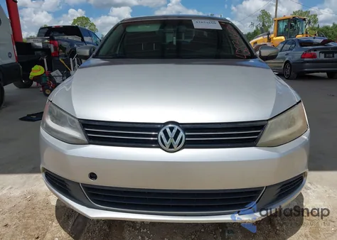 2014 Volkswagen Jetta 1.8T Se z USA, uszkodzony, nr VIN 3VWD07AJ9EM204525